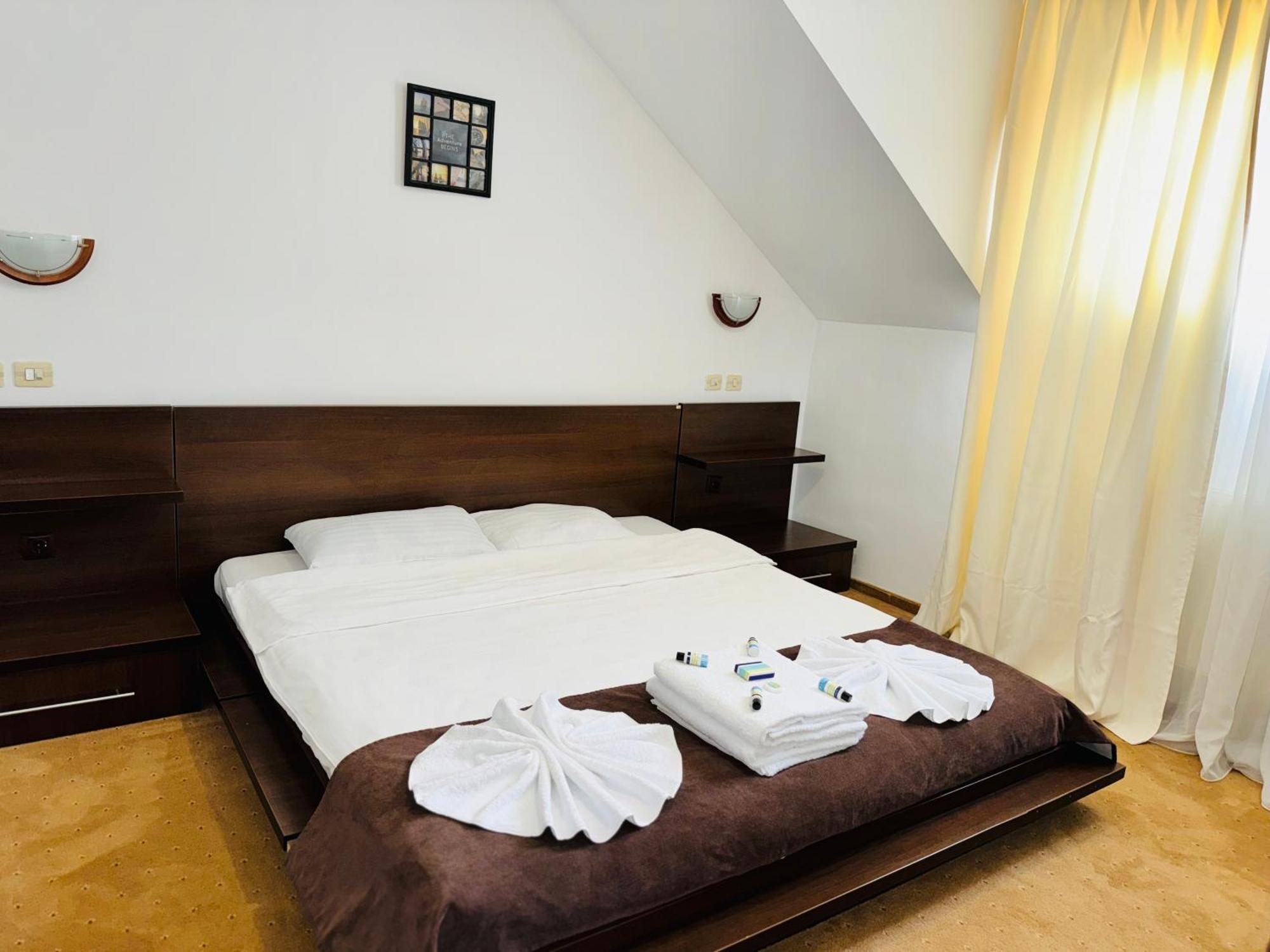 Sunray-Vilagalbena Hotel Poiana Brasov Bilik gambar